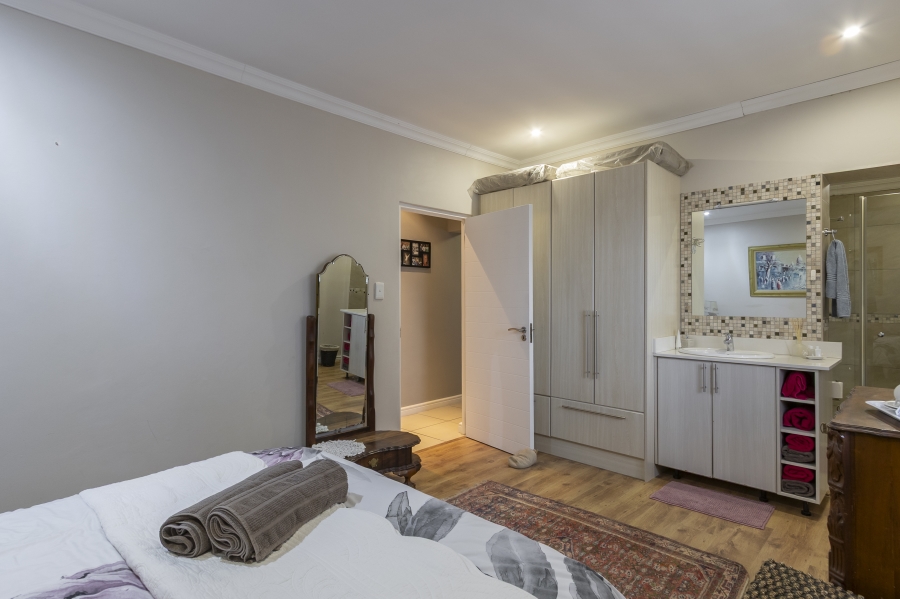 3 Bedroom Property for Sale in Helena Heights Western Cape